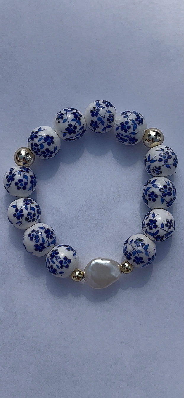 Large floral beads single pearl