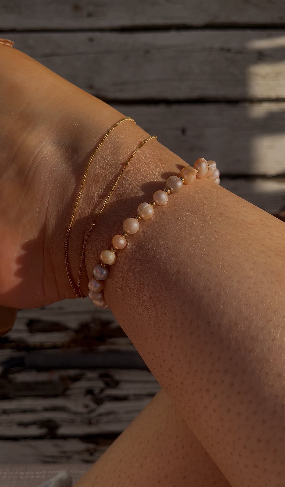 Rosy pearl anklet