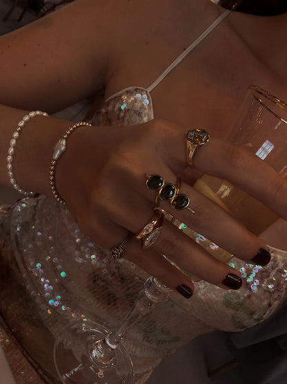 happy hour ring
