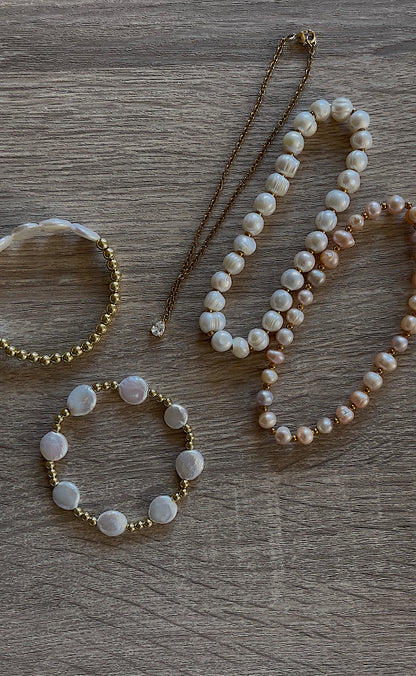 Rosy pearl anklet