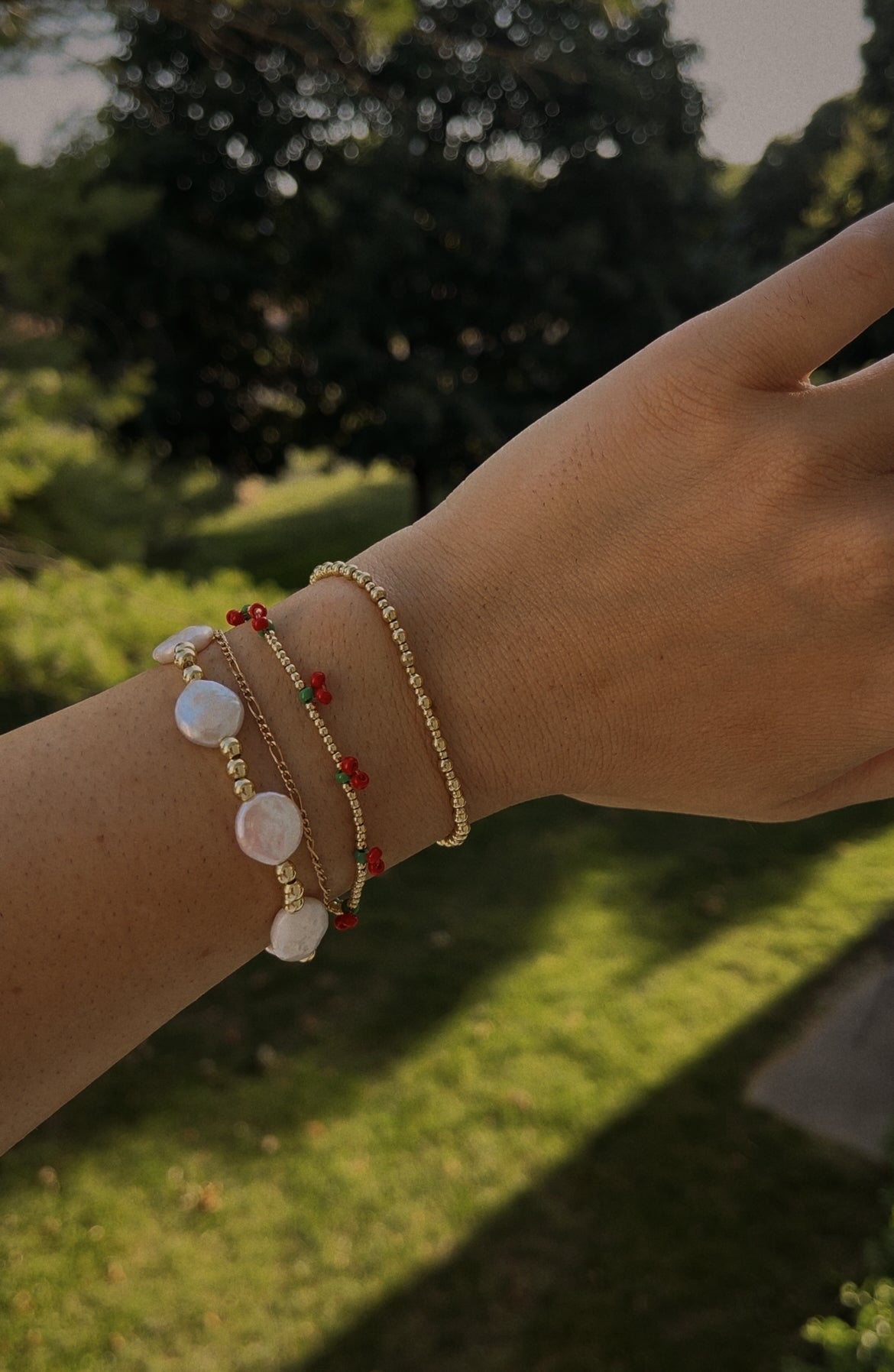 Small coin pearl bracelet