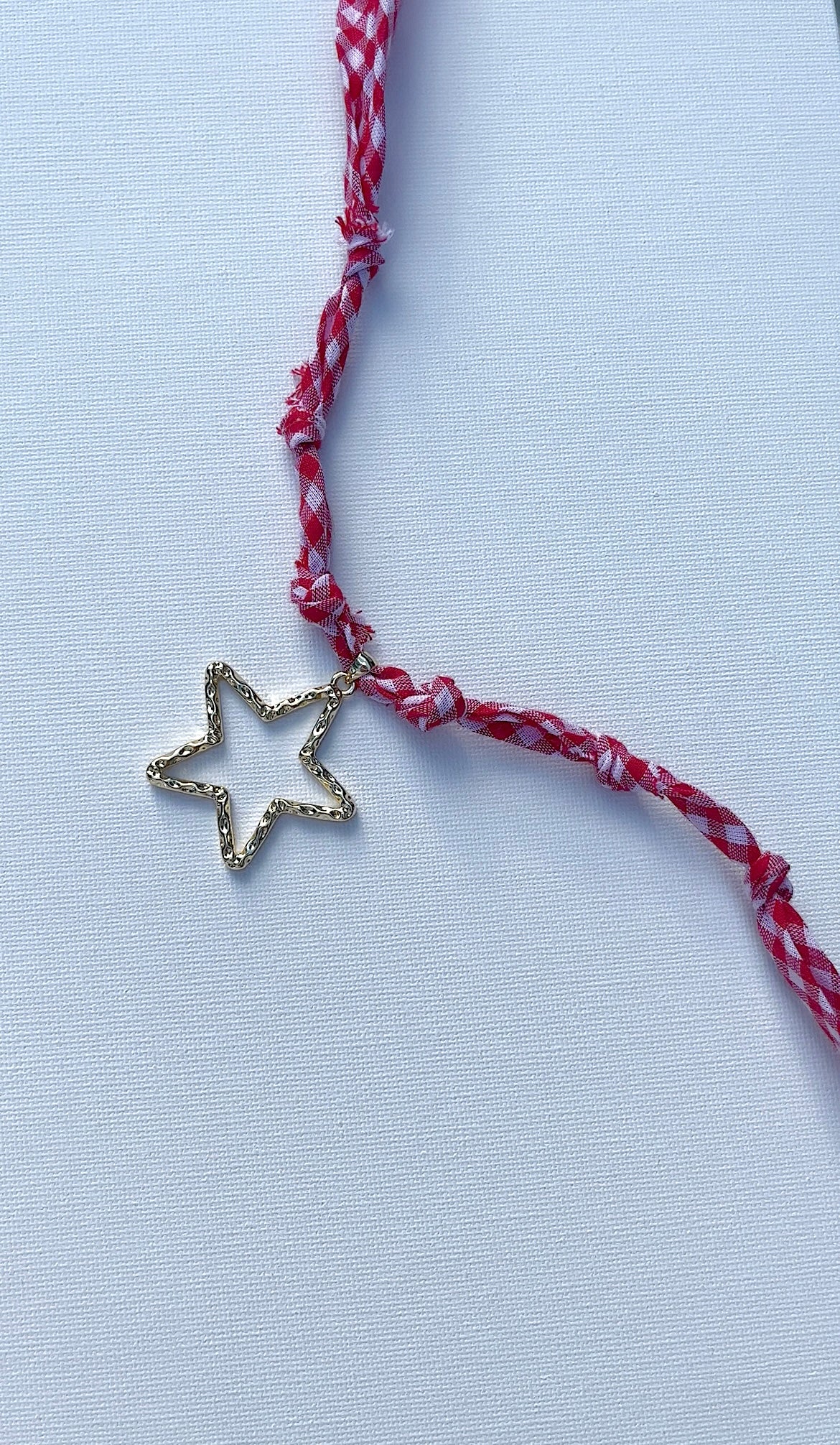 The sparkler necklace