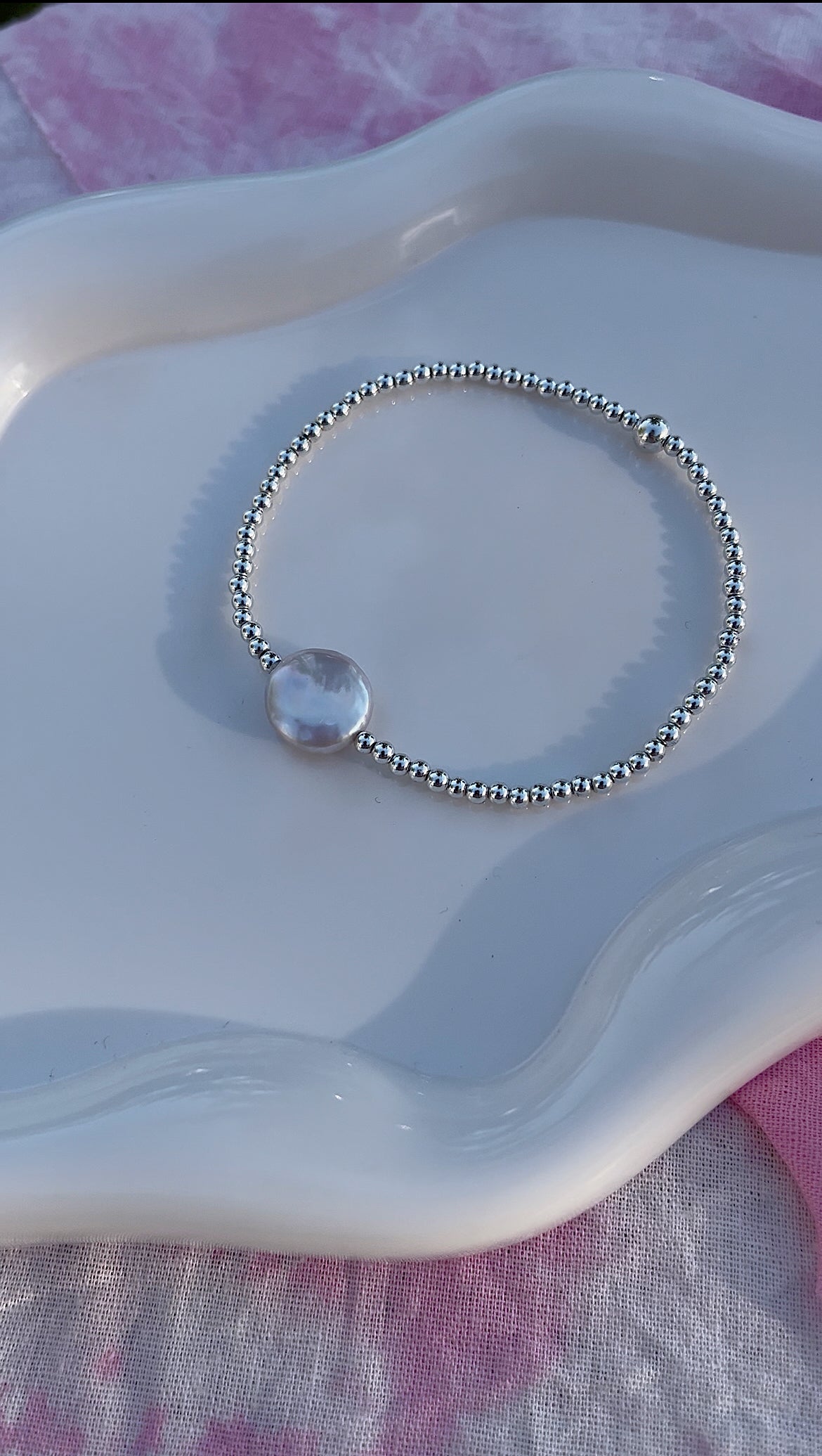 single coin pearl bracelet