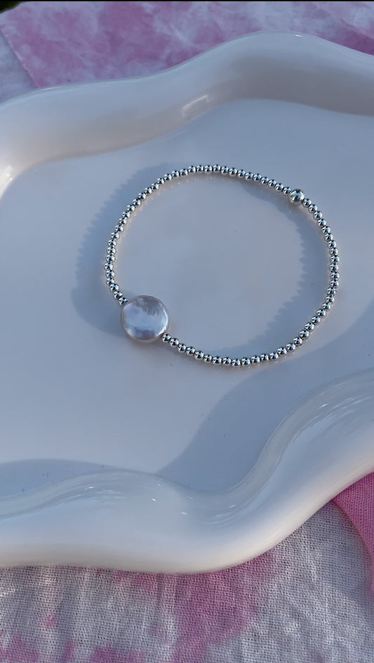 single coin pearl bracelet