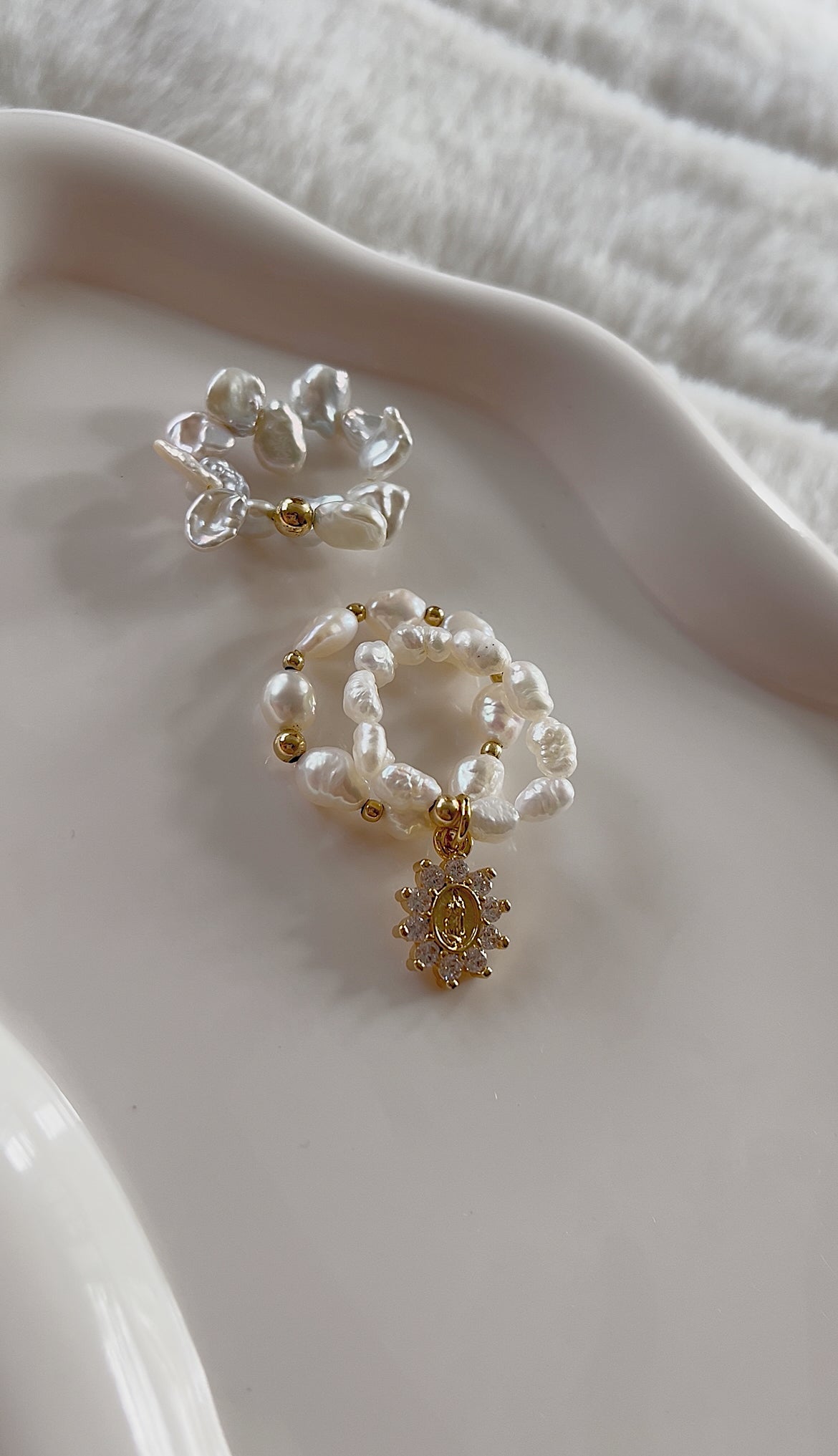 Grace pearl ring