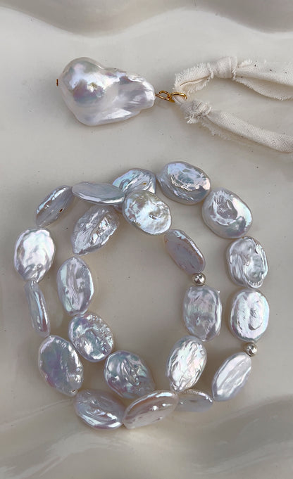 Iridescent oval bracelet