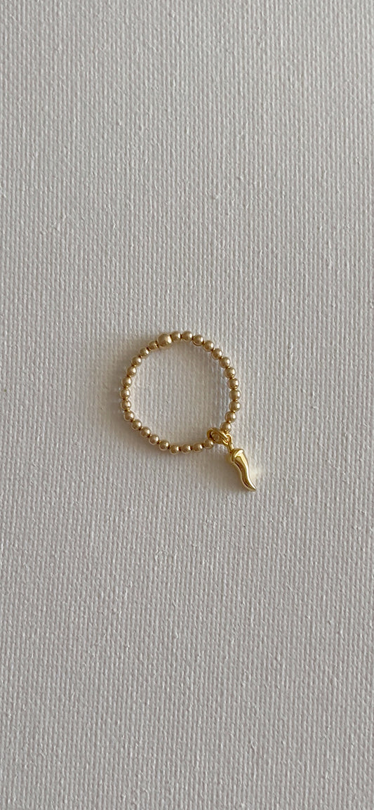 Italian horn ring