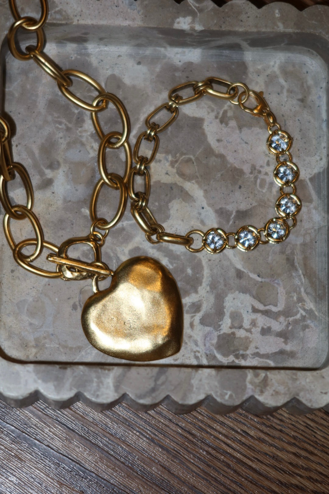 The Nina - Large Heart Pendant Chain Toggle Clasp Necklace